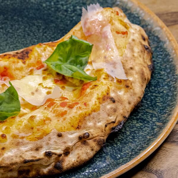 CALZONE PROSCIUTTO (COTTO/TURKEY/BEFF/PARMA)